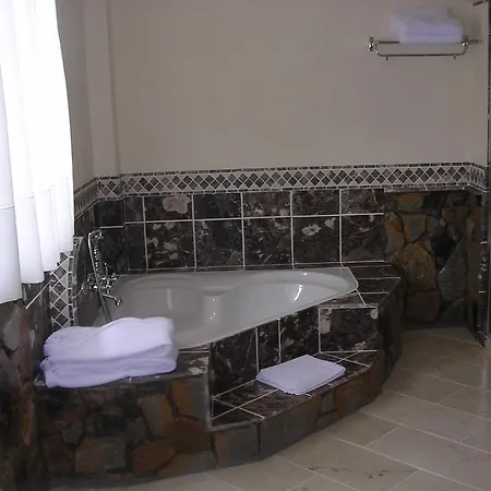 Hotel Lehmi 4*